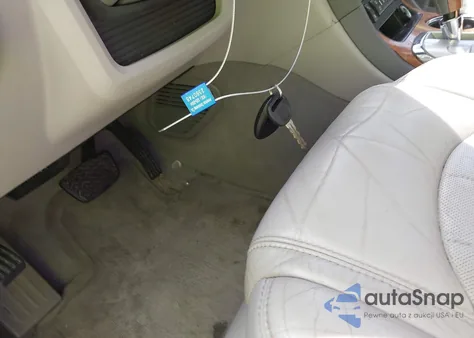 2010 Buick Enclave 1Xl z USA, uszkodzony, nr VIN 5GALRBED1AJ119134